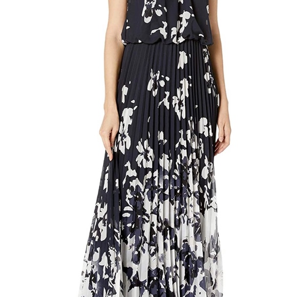 NEW Betsy & Adam Chiffon Floral Halter Maxi - Picture 5 of 5